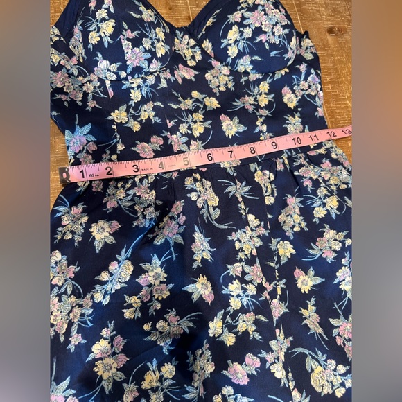 B.O.G Collective Floral Jumpsuit - Picture 5 of 8